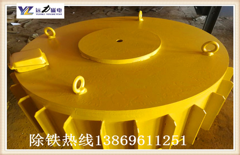 生產(chǎn)電磁除鐵器廠家能有效防止大、鐵塊破碎輸送帶的事故的處理