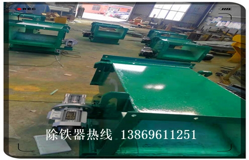 永磁管道除鐵器，吉林電動永磁管道除鐵器_內(nèi)部構(gòu)造結(jié)構(gòu)圖_吉林電動永磁管道除鐵器工作原理_安裝示意圖