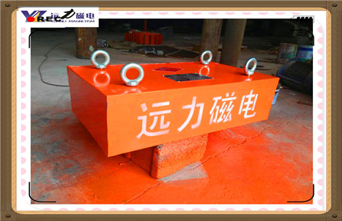 永磁除鐵器，遼寧rcyd懸掛式永磁除鐵器知識參數(shù)_內(nèi)部磁塊安裝方法_遼寧rcyd懸掛式永磁除鐵器型號價格