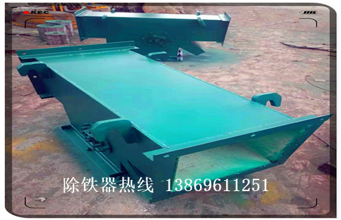 管道自卸式永磁除鐵器，河南管道式自卸永磁除鐵器_遠(yuǎn)力河南管道式自卸永磁除鐵器12000高斯 可定制工作原理_安裝示意圖 