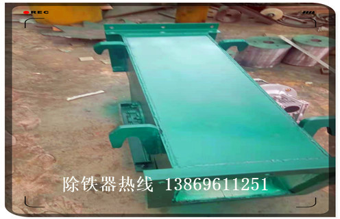 管道除鐵器，廣西管道除鐵器工作原理_RCYG液體不銹鋼廣西管道除鐵器工作原理_水泥造紙廠管道除鐵器圖片