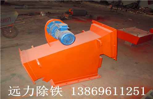 管道式永磁除鐵器，湖南管道式永磁除鐵器_遠(yuǎn)力湖南管道式永磁除鐵器應(yīng)用安裝示意圖型12000高斯_可定制工作原理